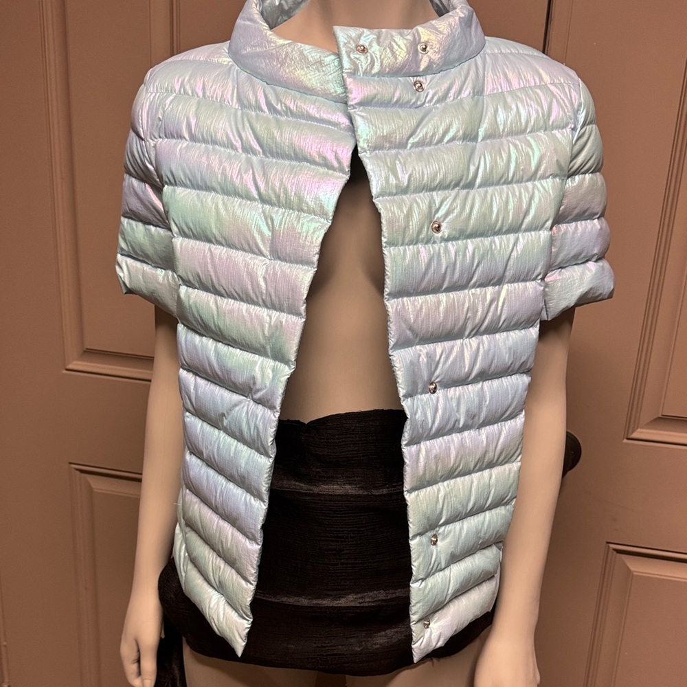 J. McLaughlin Iridescent Short Sleeve Puffer Jacket